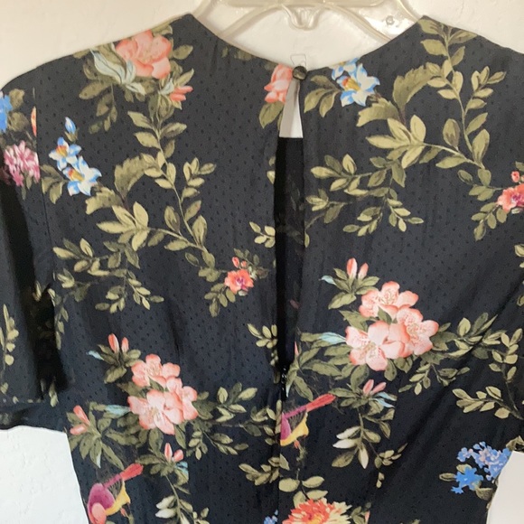 H & M dress - Picture 3 of 7